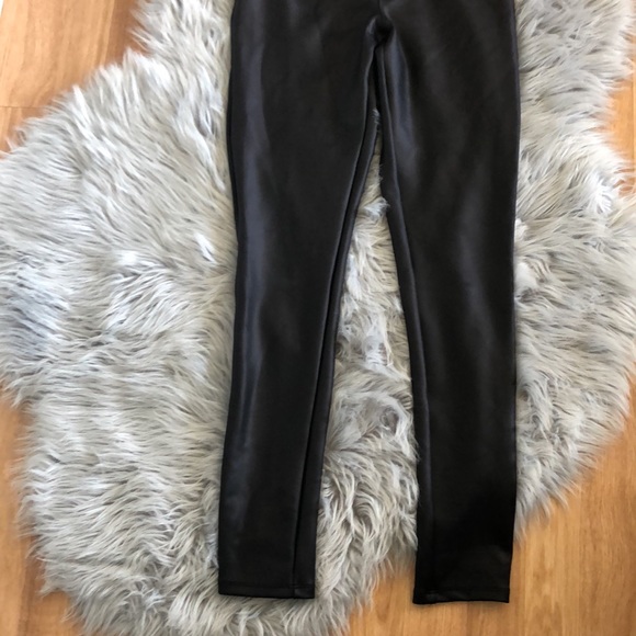 Express faux leather leggings - Picture 3 of 8